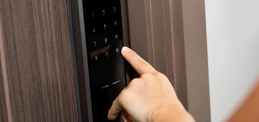 Smart Electric Locks Replacement Services in Beverly Hills, CA