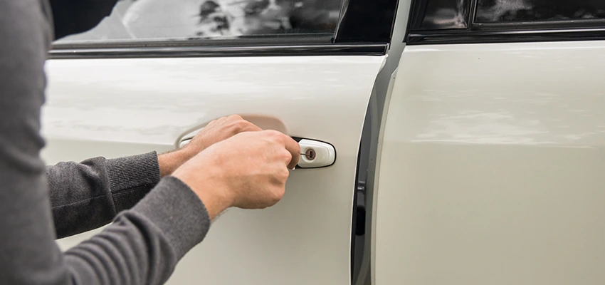Unlock Car Door Service in Beverly Hills, CA